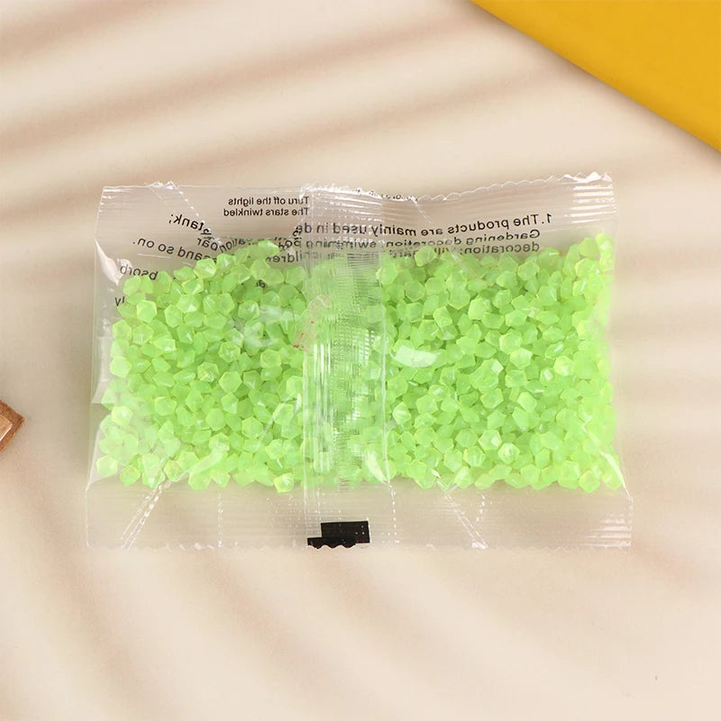 1000pcs Luminous Sand Glow In Dark Pebbles Stone, Lawn or Fish Tank Aquarium Decor 3-5mm