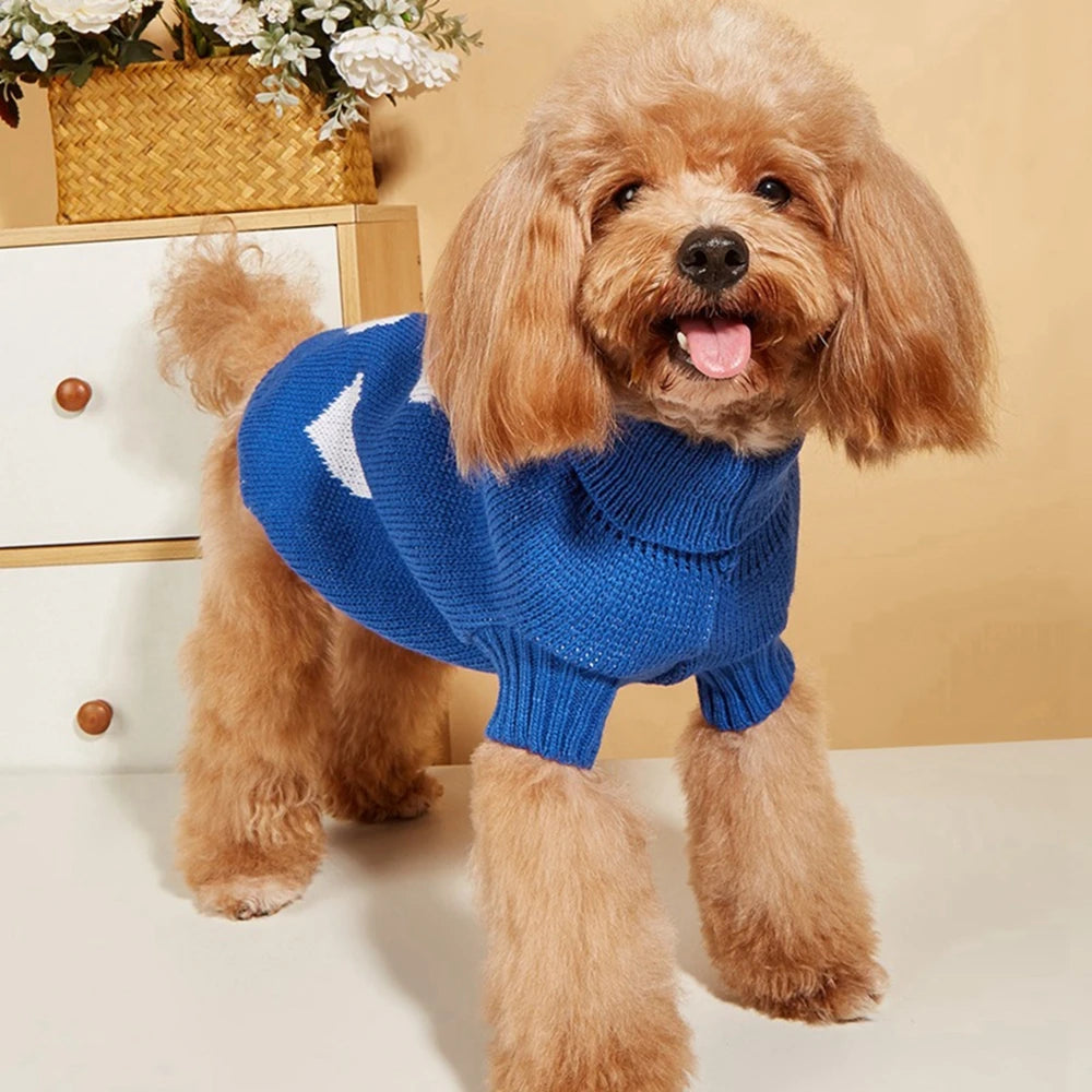 Cute Dog or cat Sweater Heart Pattern